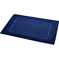 Amazon Basics Badvorleger mit rechteckiger Bordüre- Marineblau- 100% Baumwolle (1.200 g-m²)- 50-8 x 78-7 cm